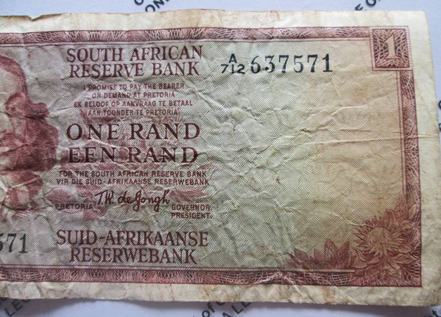 One Rand Republic of South Africa Serial Nr A712 637571
