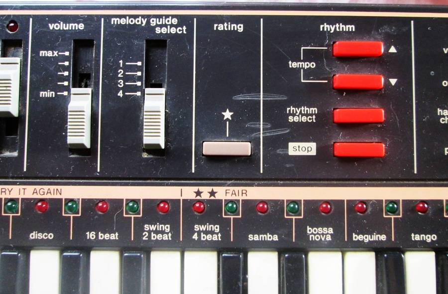 1986 Casio PT 82 Toy Organ Keyboard Sounds and Rhytms