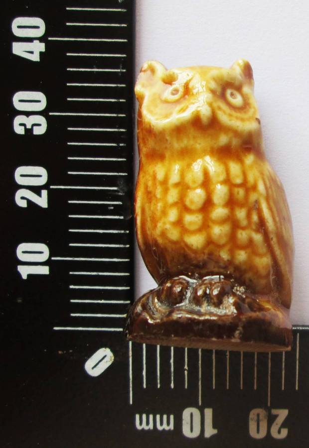 1972 Owl Wade English Whimsies