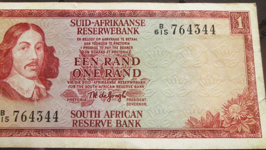 One Rand Republic of South Africa Serial Nr B615 764344