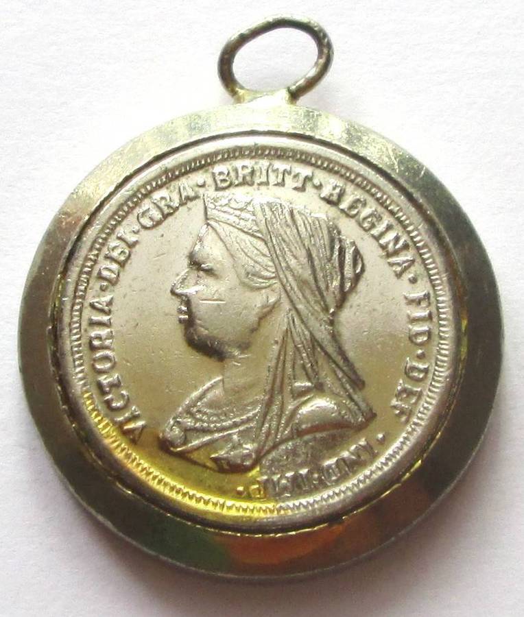 Victoria Pendant