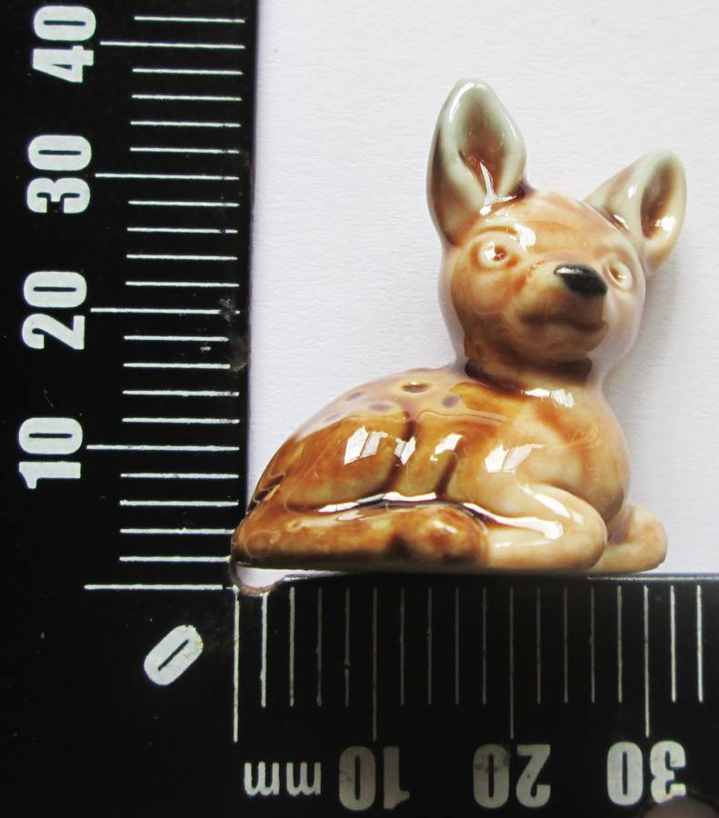 1971 Fawn Wade English Whimsies