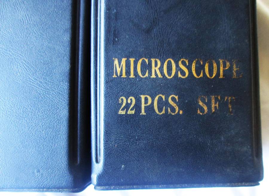 Nicca Microscope 22 Piece Set in Case