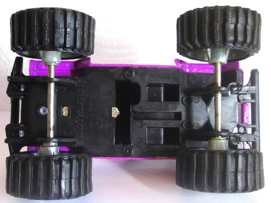 Mud Hawg Monster Truck Tootsietoy