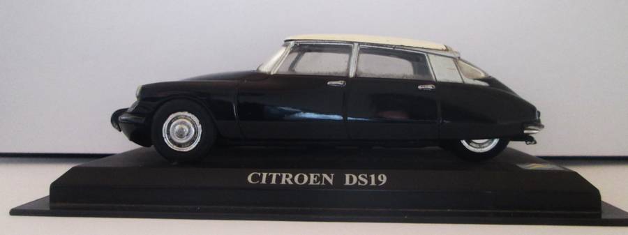 Citroen DS 19 Model Car