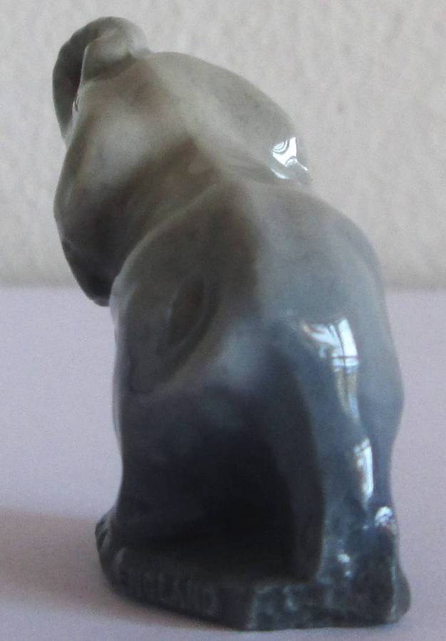 1973 Elephant Wade English Whimsies