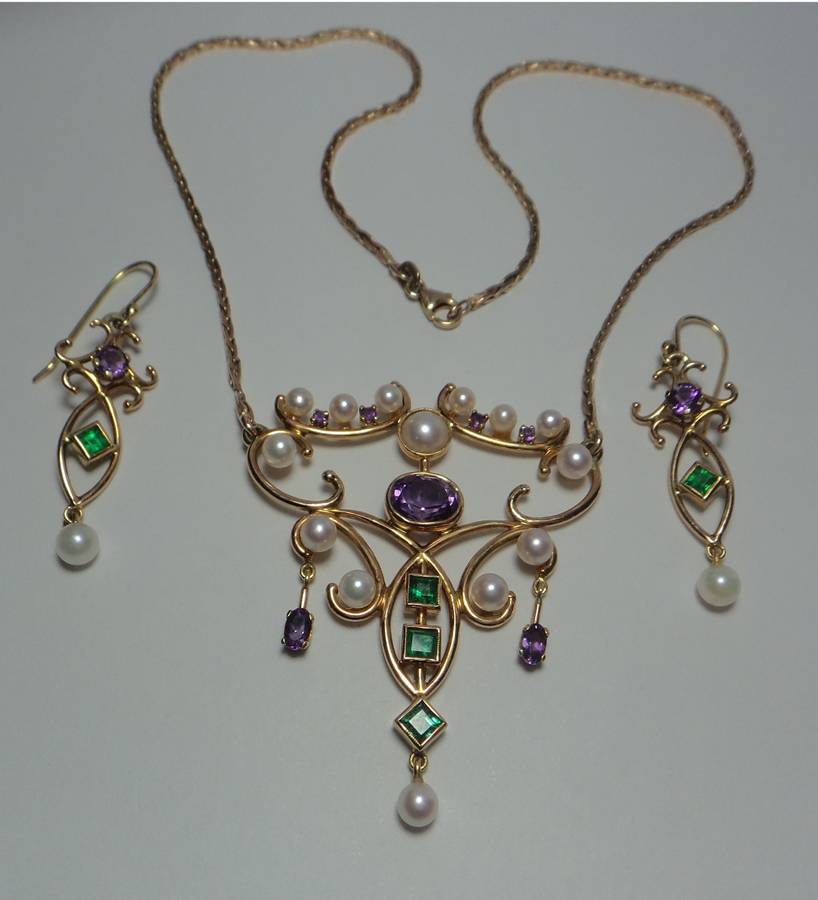 Gold Earrings & Neck-piece Set valued at R78 500