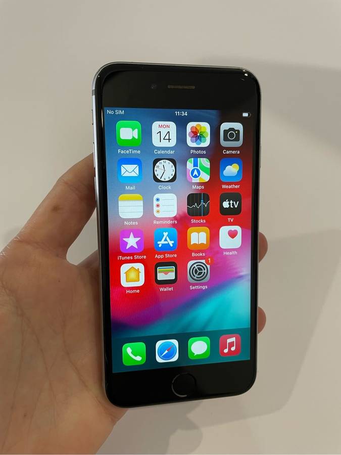 iPhone 6s with box