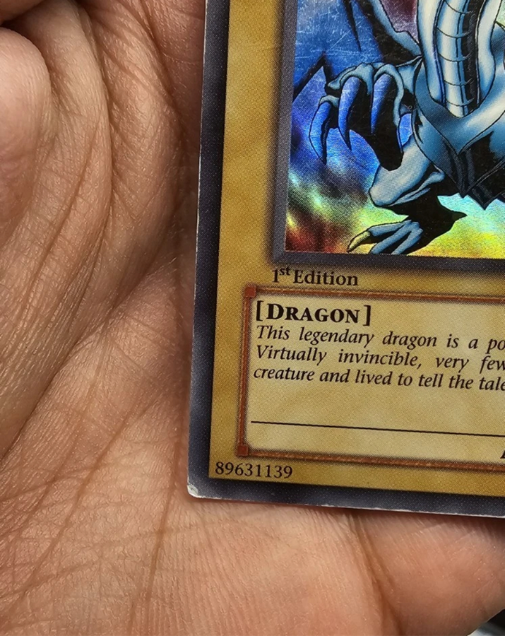 Boue eyes white dragon 1st edition lob-001