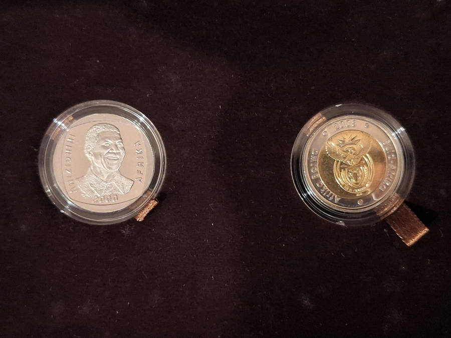 Nelson Mandela Commemorative Set