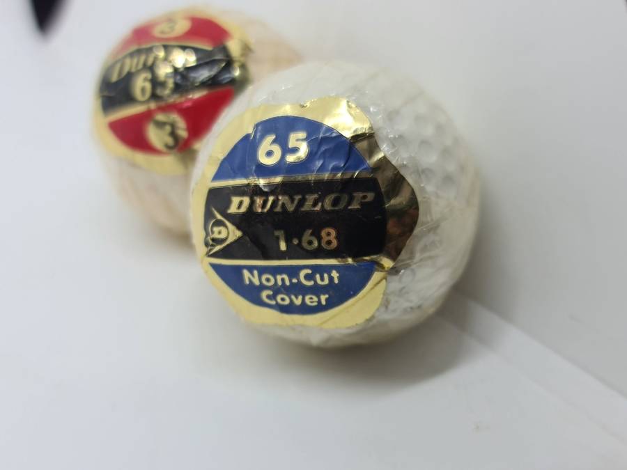 X2 Vintage Dunlop golf balls. New