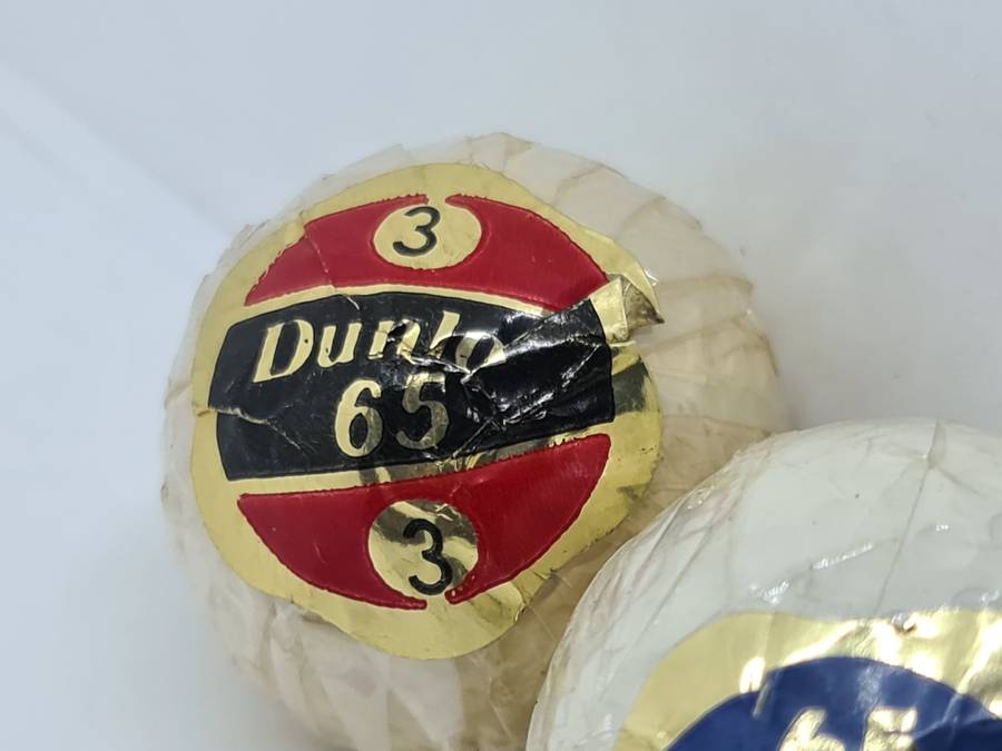 X2 Vintage Dunlop golf balls. New