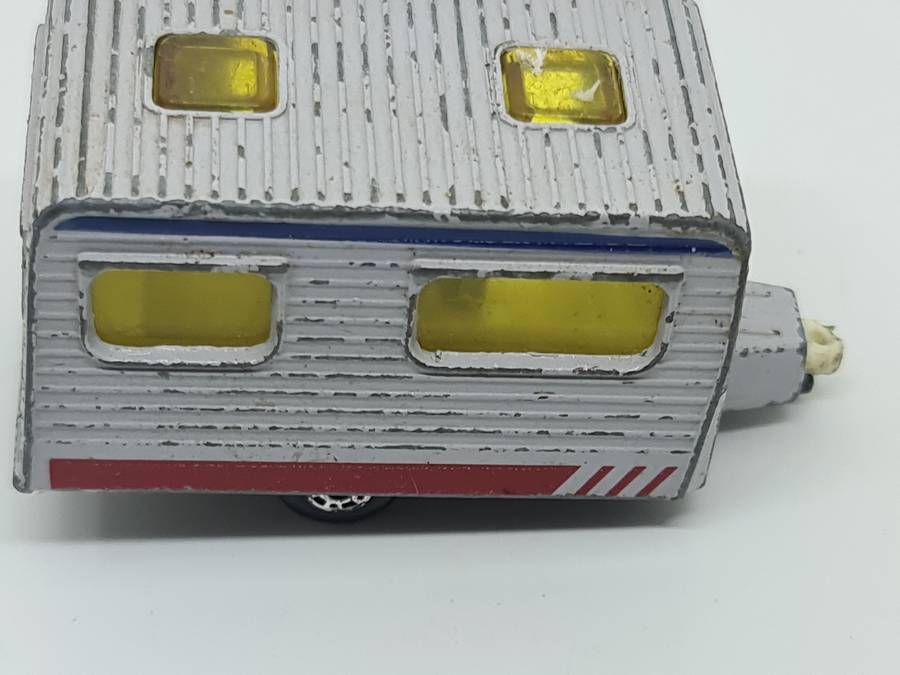 Matchbox no 31 caravan