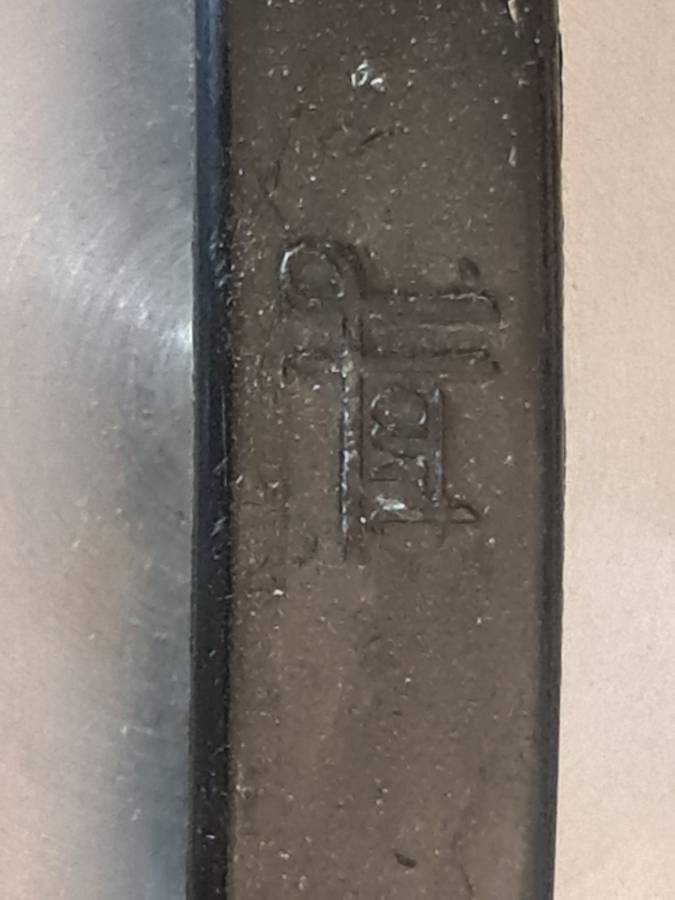 Large Aluminium Hart pot