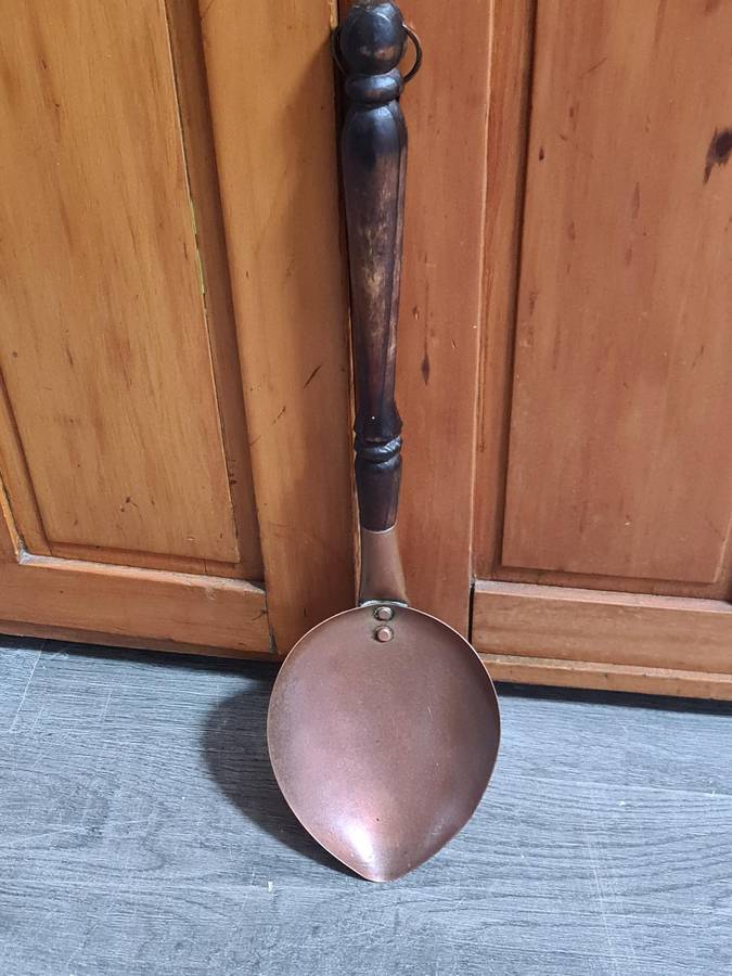 Large de Klerk copper ladle