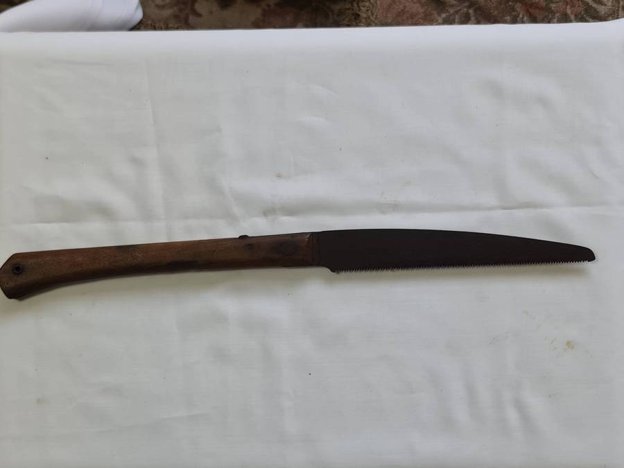 Early 20th Century Fold up lock blade saw