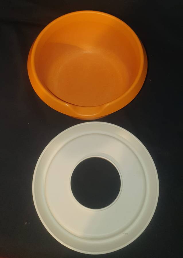 Vintage Tupperware mixing bowl