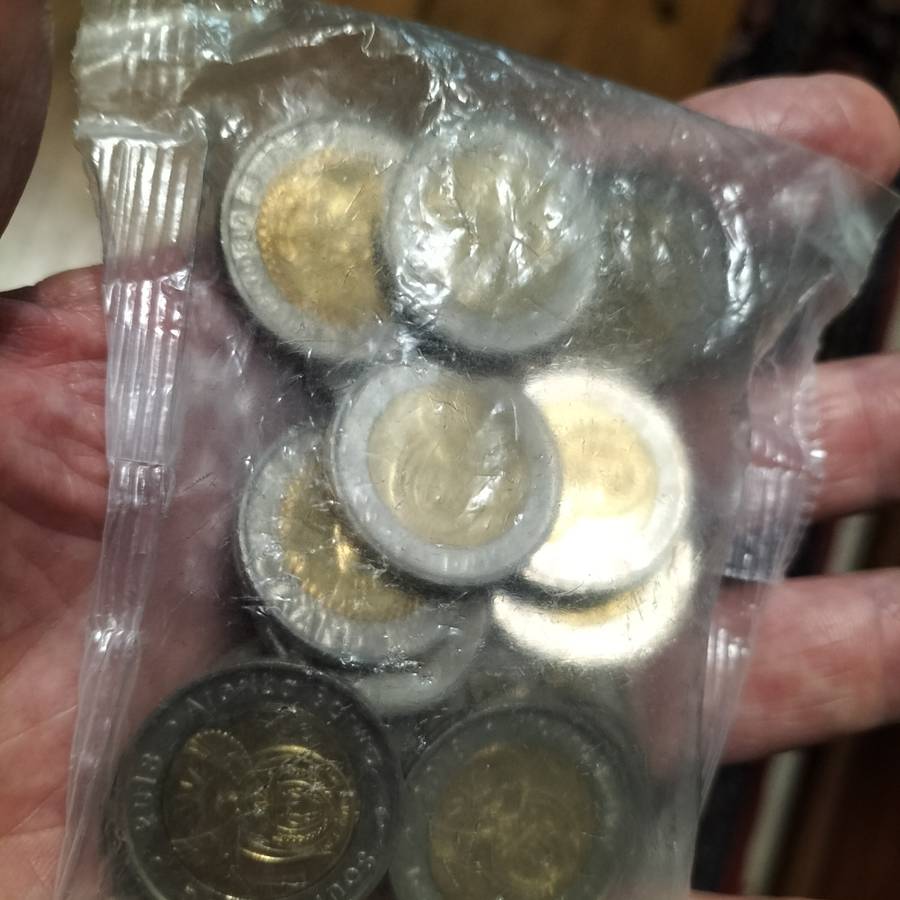 MANDELA 2018 COINS AND MANDELA COVERS..