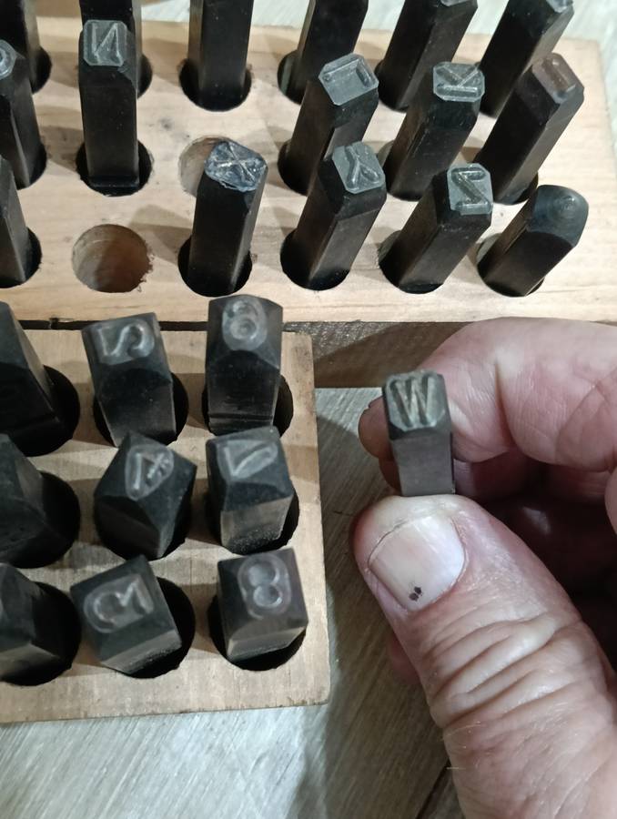 LETTER AND NUMBER PUNCH SET.