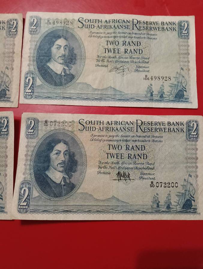 RARE SET FOUR R2 BANK NOTES.