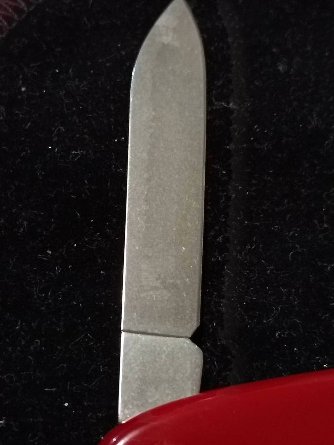 VICTORINOX COCA- COLA BRANDED KNIFE.