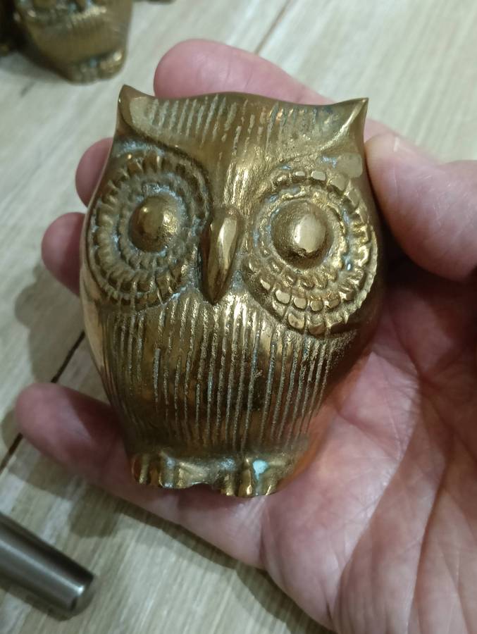 SET FIVE BRASS OWLS OF SIZES.