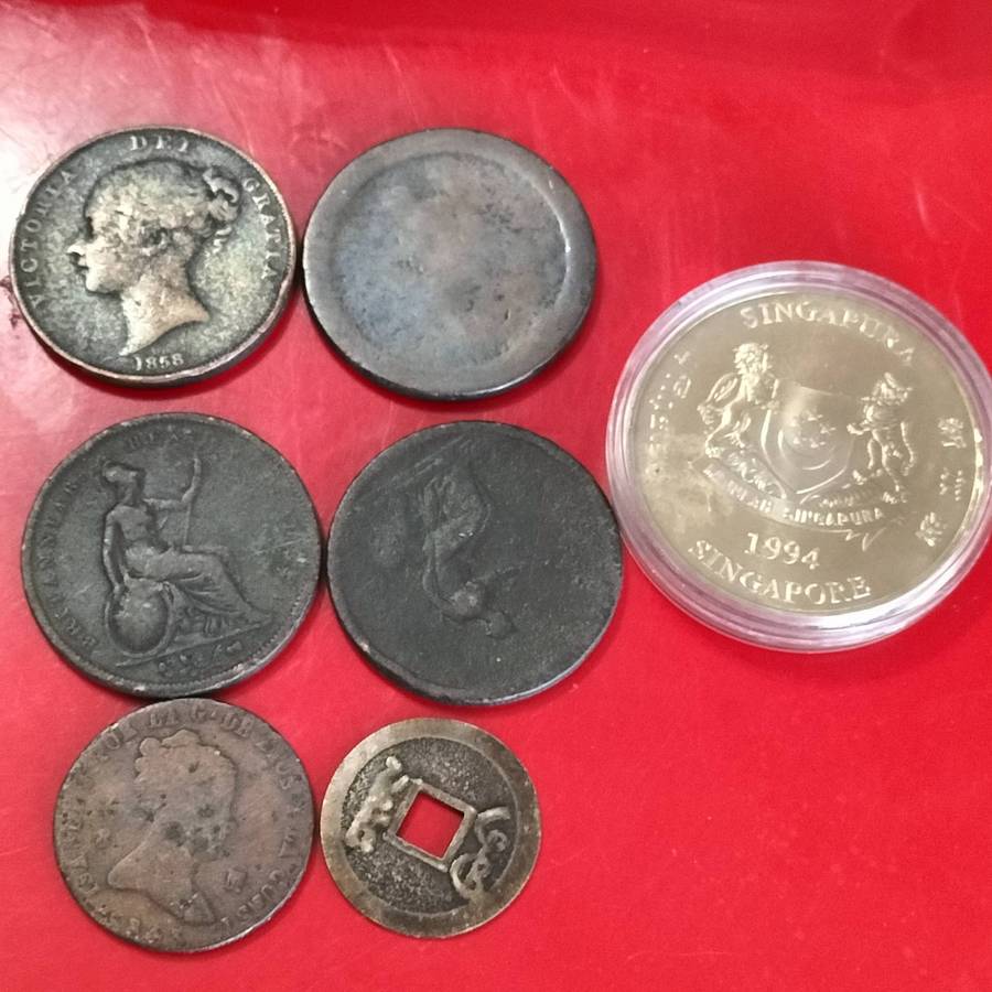 COIN COLLECTION, 7 COINS.
