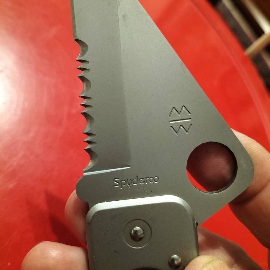 RARE SPYDERCO CARD KNIFE.