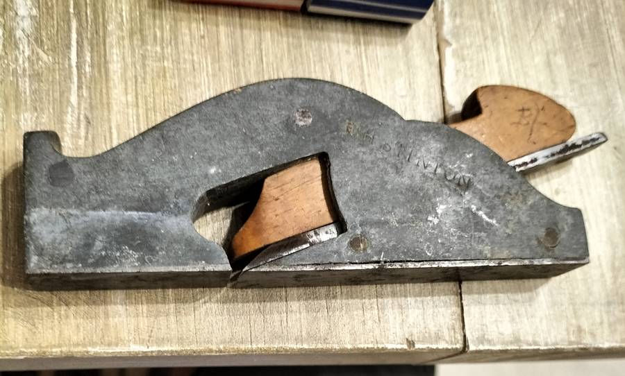 VINTAGE SHOULDER/INFILL PLANE AND OTHER TOOLS.