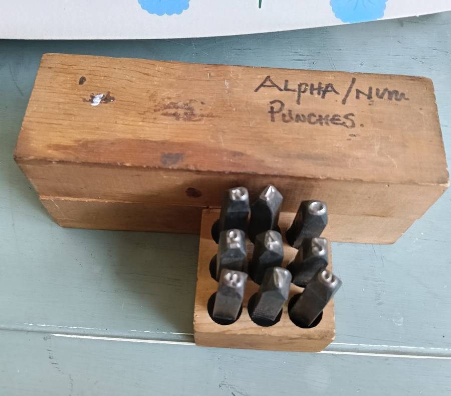 LETTER AND NUMBER PUNCH SET.