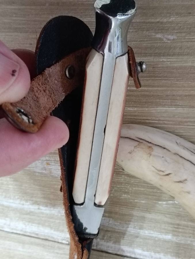 CUSTOM MADE KNIVES. VINTAGE