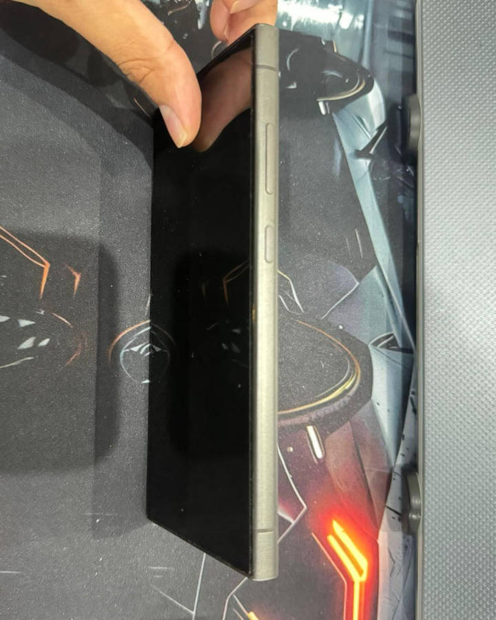 S24 Ultra 256GB Titanium Black + Cover
