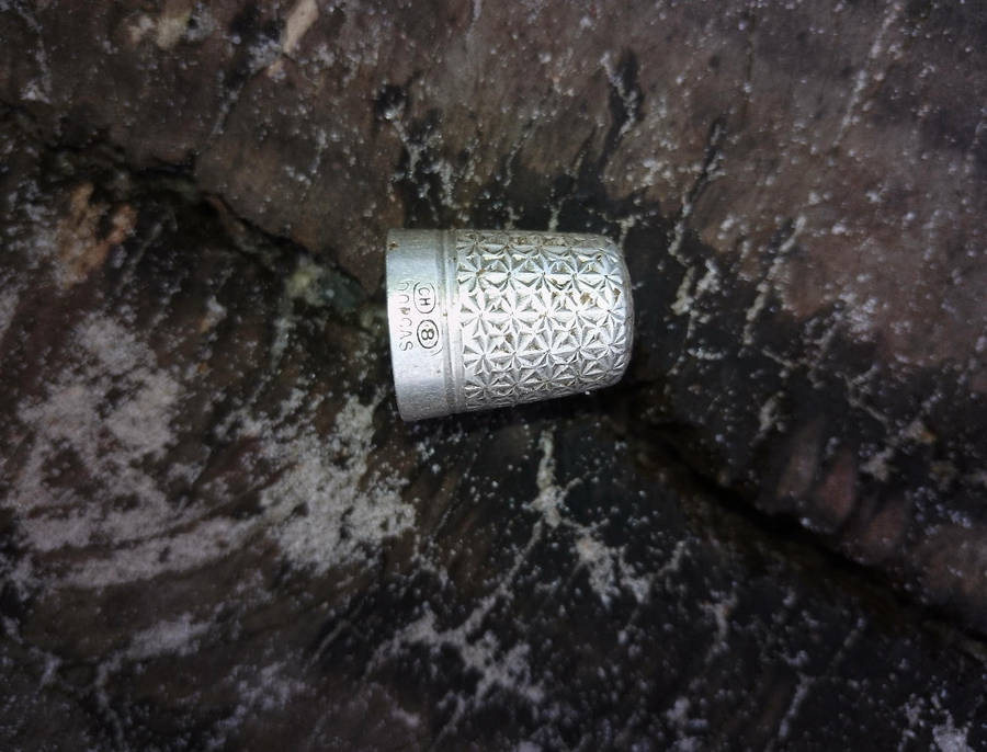 Charles Horner Dorcas thimble, silver, antique.stamped 'Dorcas, CH, 8' c1900-1910.