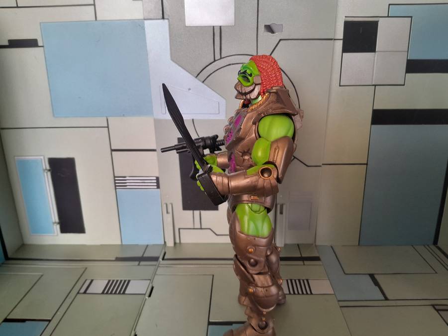 Masters of the Universe Classics Karrati -  Loose Figures With Accessories