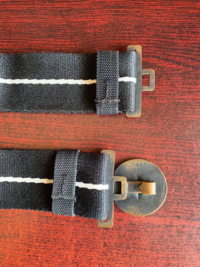 NUBERED RECCE REGIMENT BELT IN VERY GOOD CONDITON,COMPLETE WITH METAL AND MATERIAL SLIDER-EXTENDED