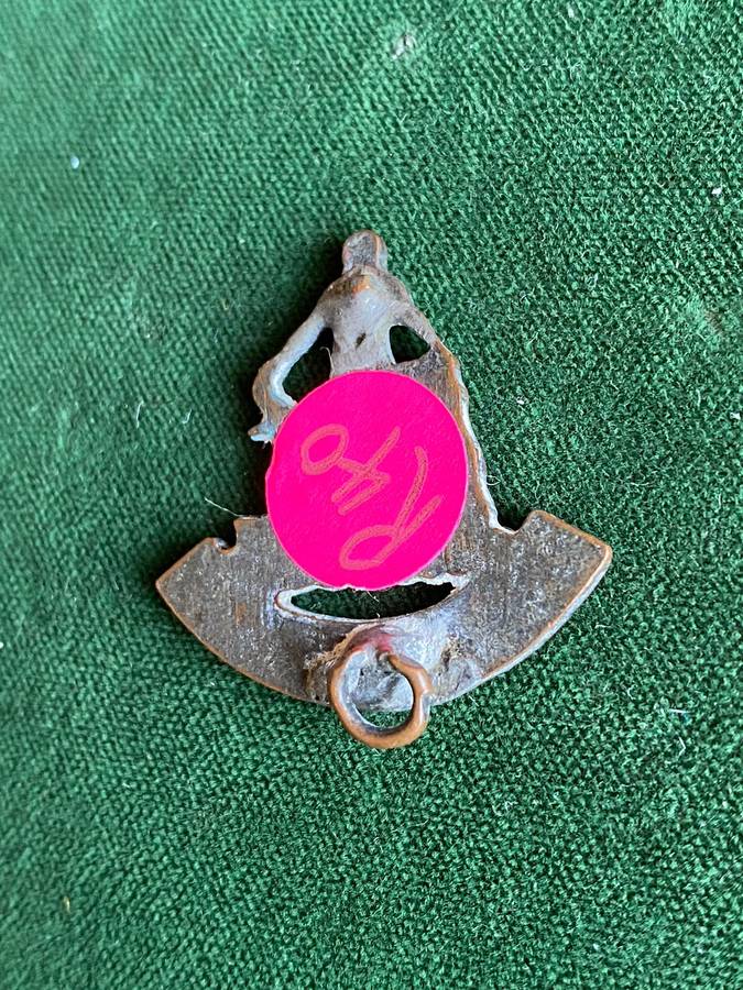 CAPE CORPS BRASS CAP BADGE-ONE LUG