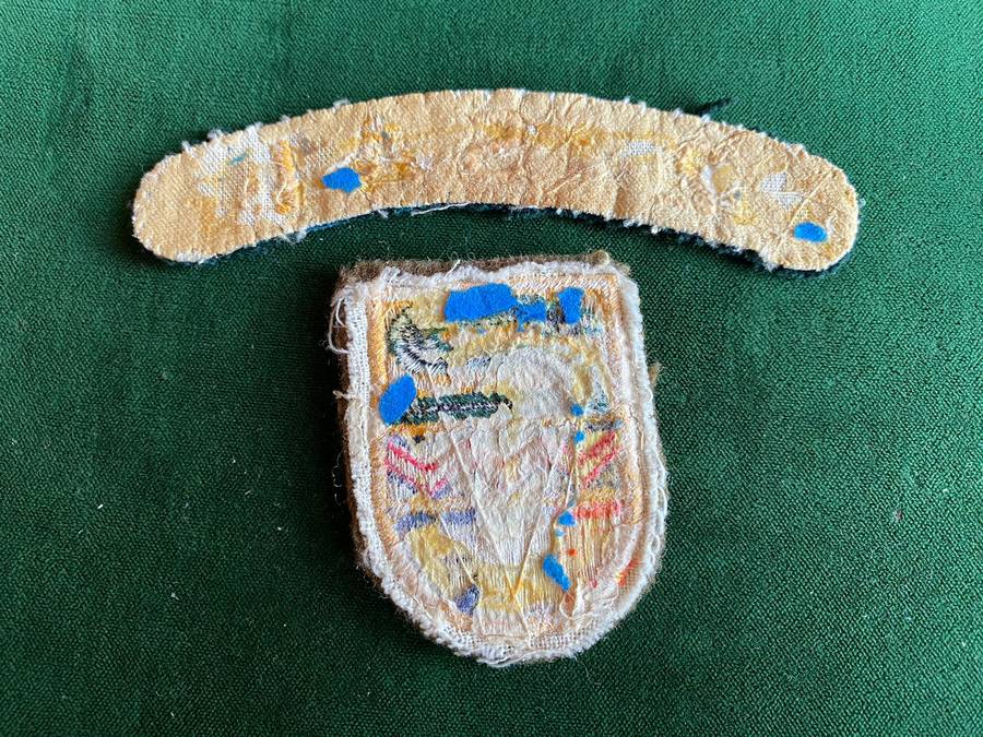2 SA INFANTRY CLOTH FLASH 1ST TYPE-SOLD WITH TITLE-WORN 1960'S-1970'S