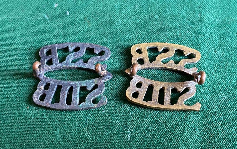SPECIAL SERVICE BATTALION TITLE PAIR-WORN 1934-1951-LUGS INTACT
