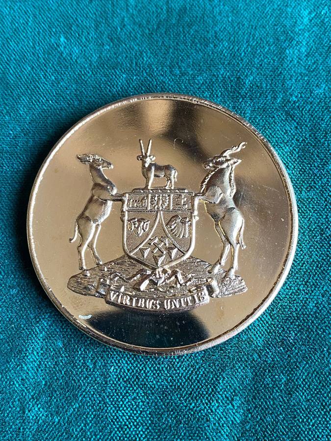 DISBANDMENT OF SWATF SPECIAL RECOGNITION MEDALLION-GILT-DIAMETER 50MM