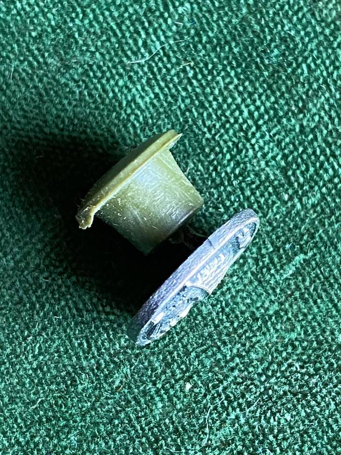 SWA LAPEL BADGE-THE ITEMS COMES FROM A WELL KNOWN COLLECTION FROM COL. RADMORE, INTEL. OFFICER IN TH