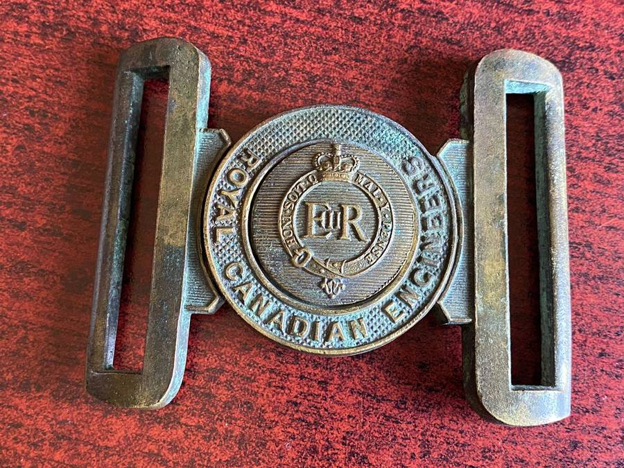 ROYAL CANADIAN ENGINEERS BELT BUCKLE