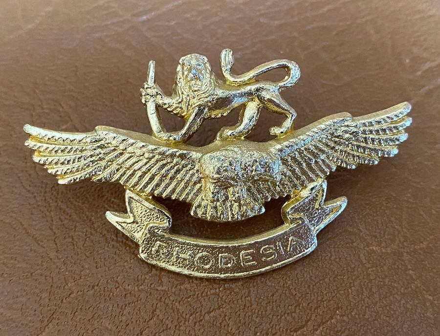 RHODESIAN,ANODISED AIR FORCE CAP BADGE- 2 LUGS 1970-80