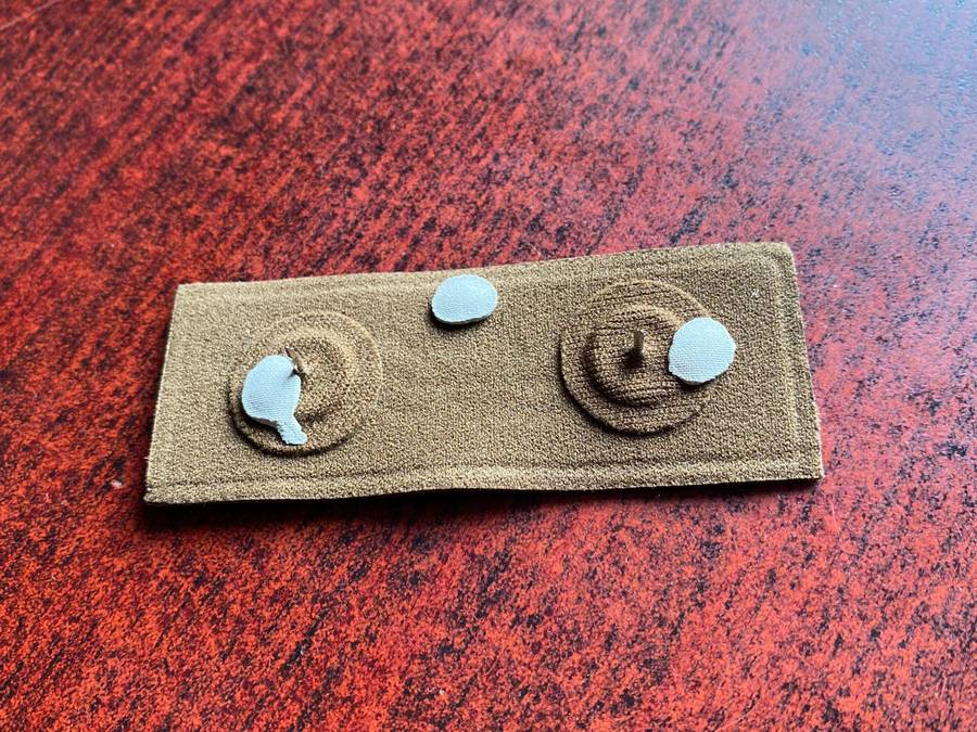 SA TUPPER PARACHUTE WING FOR FIELD DRESS- 2 PINS