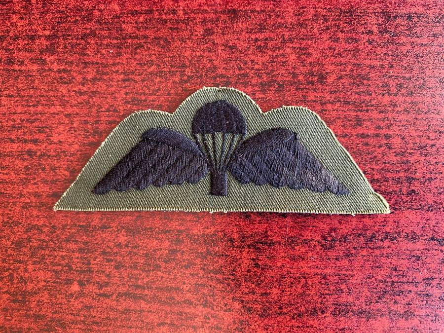 ROYAL GURKHA RIFLES PARACHUTE WINGS