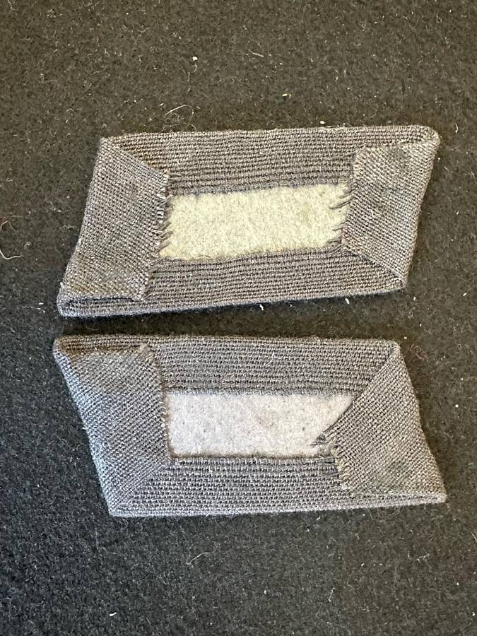 EAST GERMAN (GDR) COLLAR TABS FOR THE JUSTICE DEPARTMENT