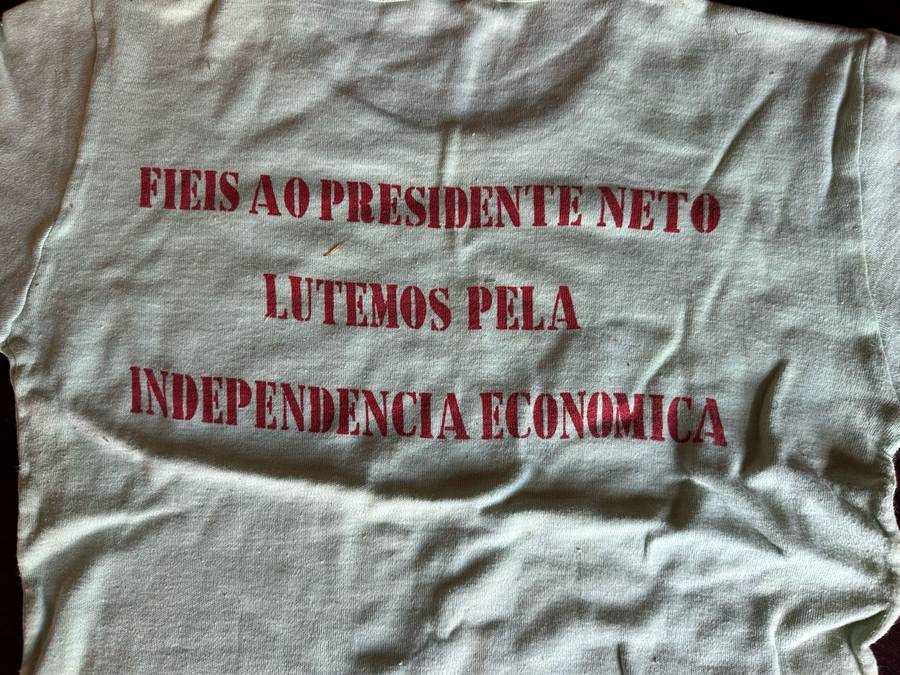 ORIGINAL ANGOLAN,MPLA T-SHIRT-1980'S-GOOD CONDITION-SIZE SMALL