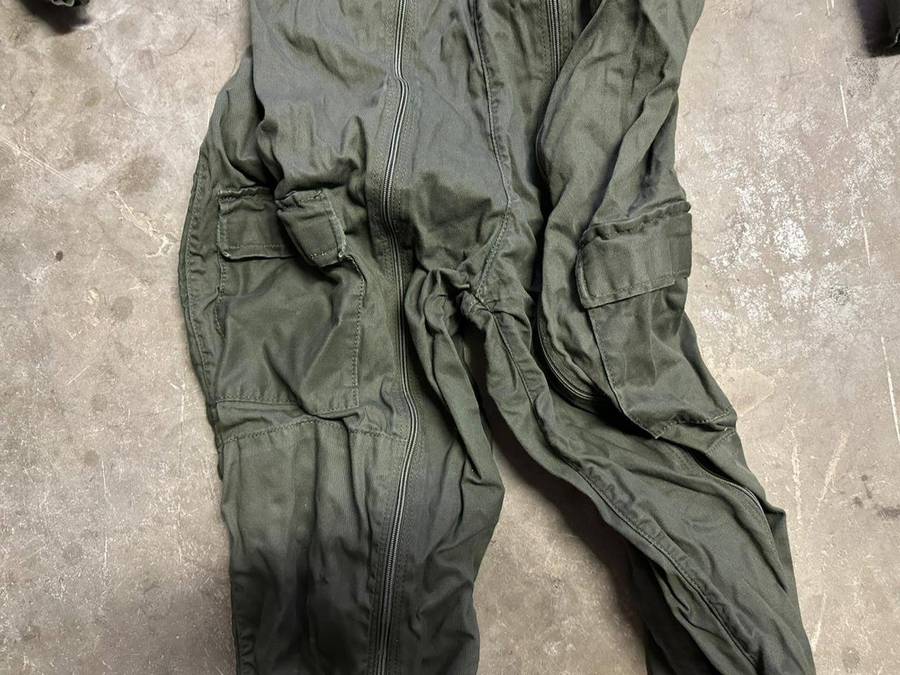 Recce overall for urban training. Size medium. Very good condition. Original.