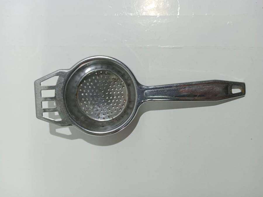 SMALL STRAINER FOR TEA