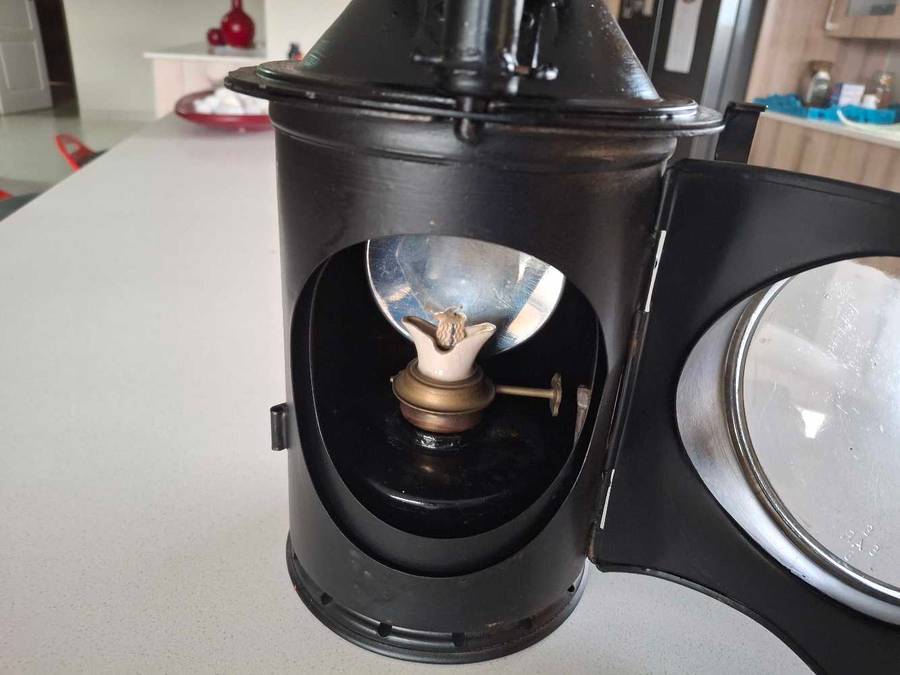 SAR LAMP NEW NEVER USED