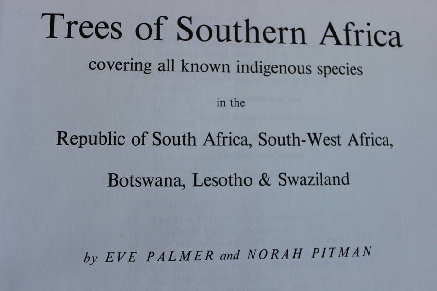 THREE VOLUME: TREES OF SOUTHERN AFRICA  by Eve Palmer and Norah Pitman